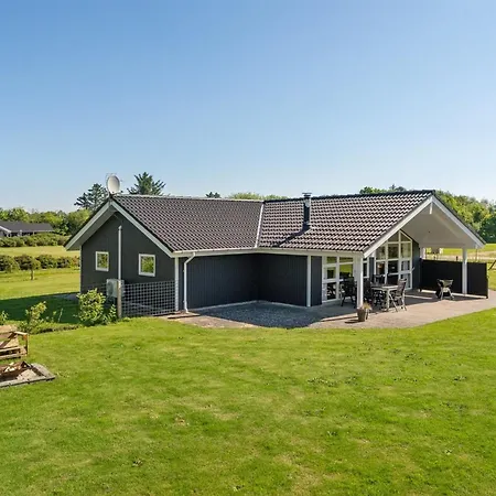 Holiday home Eicke - 12km From The Sea By Interhome